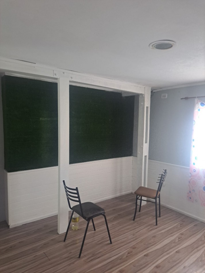 CASA DE 2 DORMITORIOS EN ALQUILER : FISCHERTON 