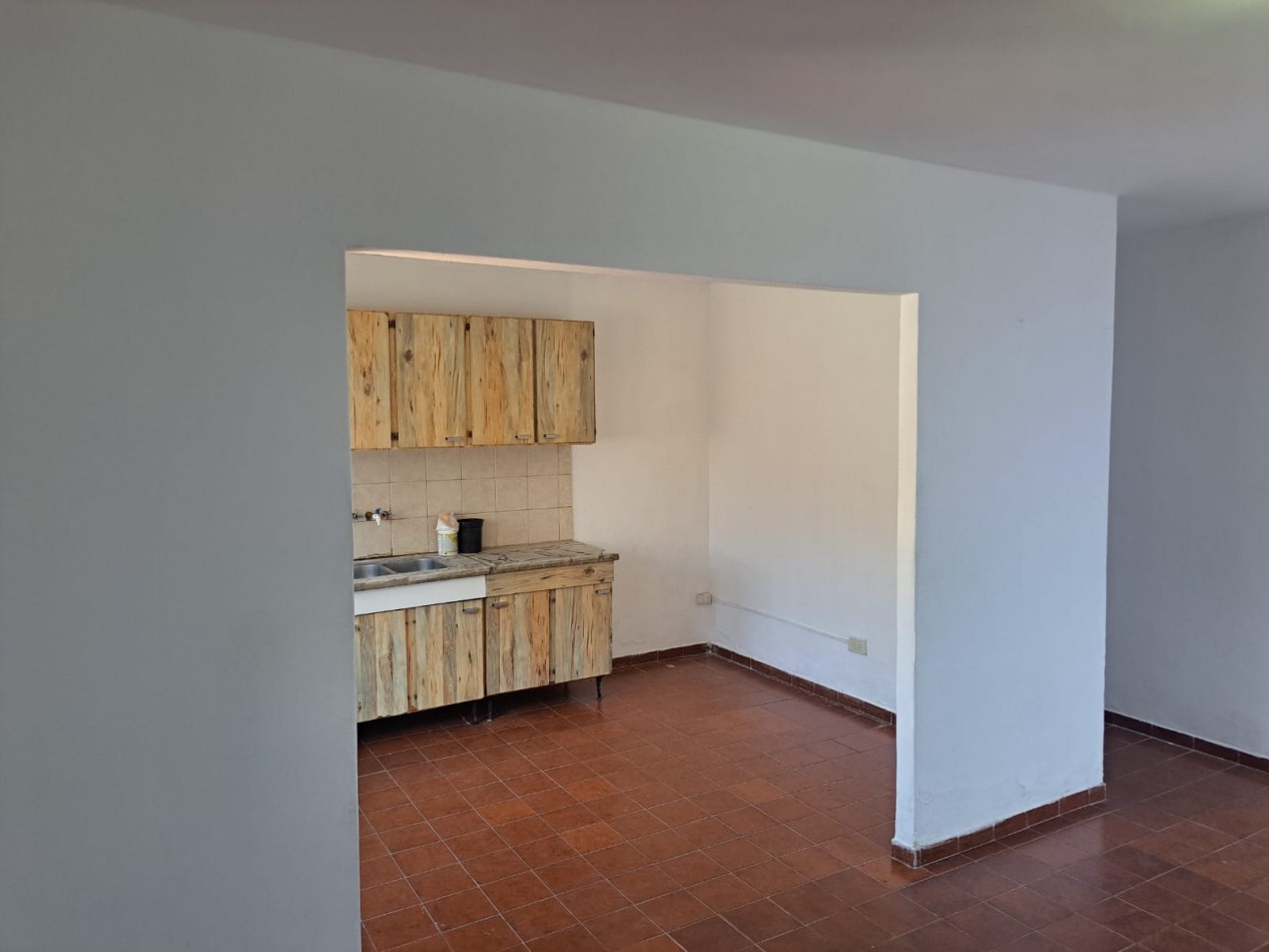 Casa Interna Lima 738 - 2 